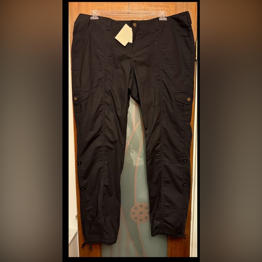 Boston Proper Black Cargo Convertible Cotton/Spandex Pant - NWT -18